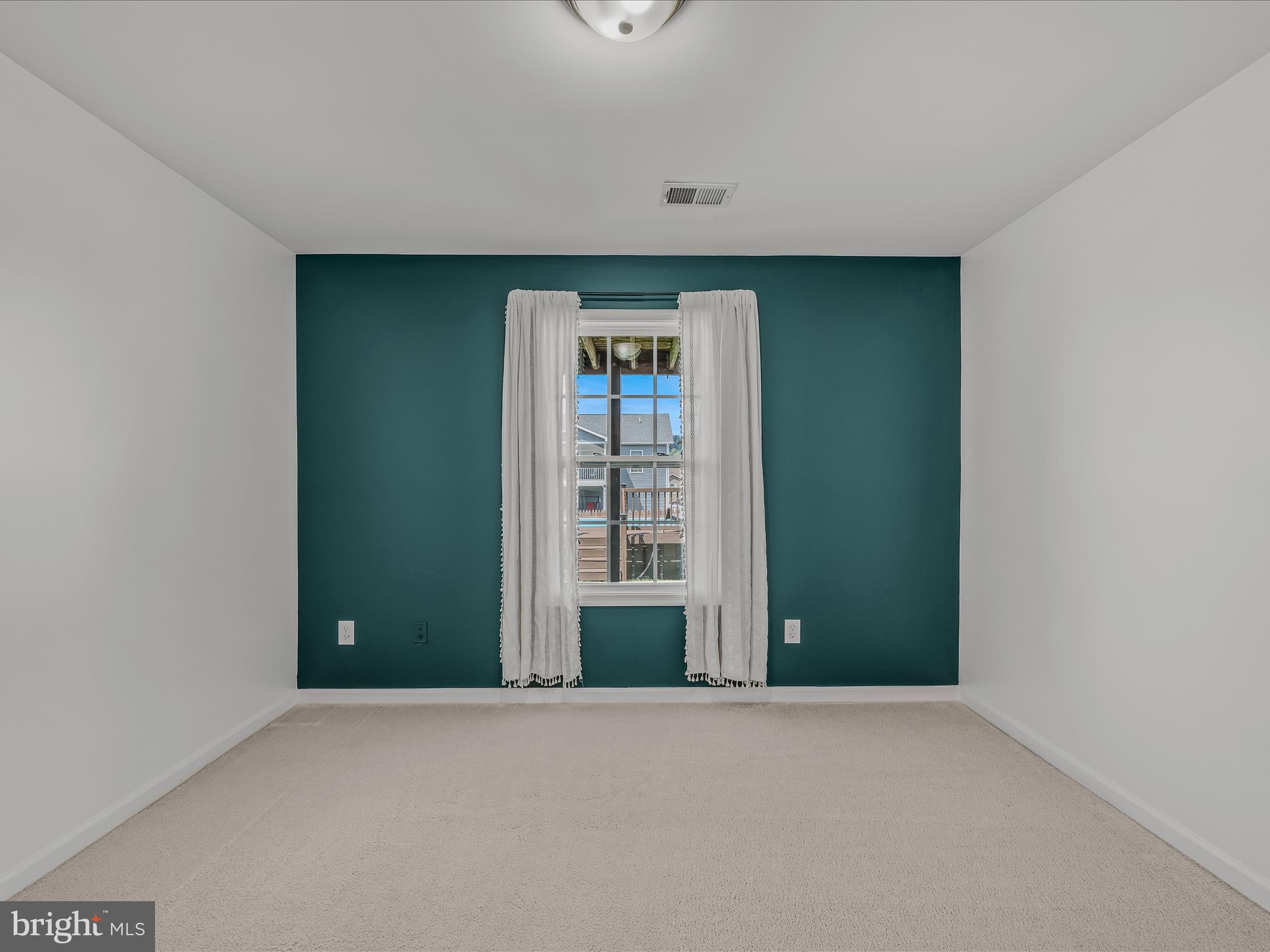 RED HILL - Residential