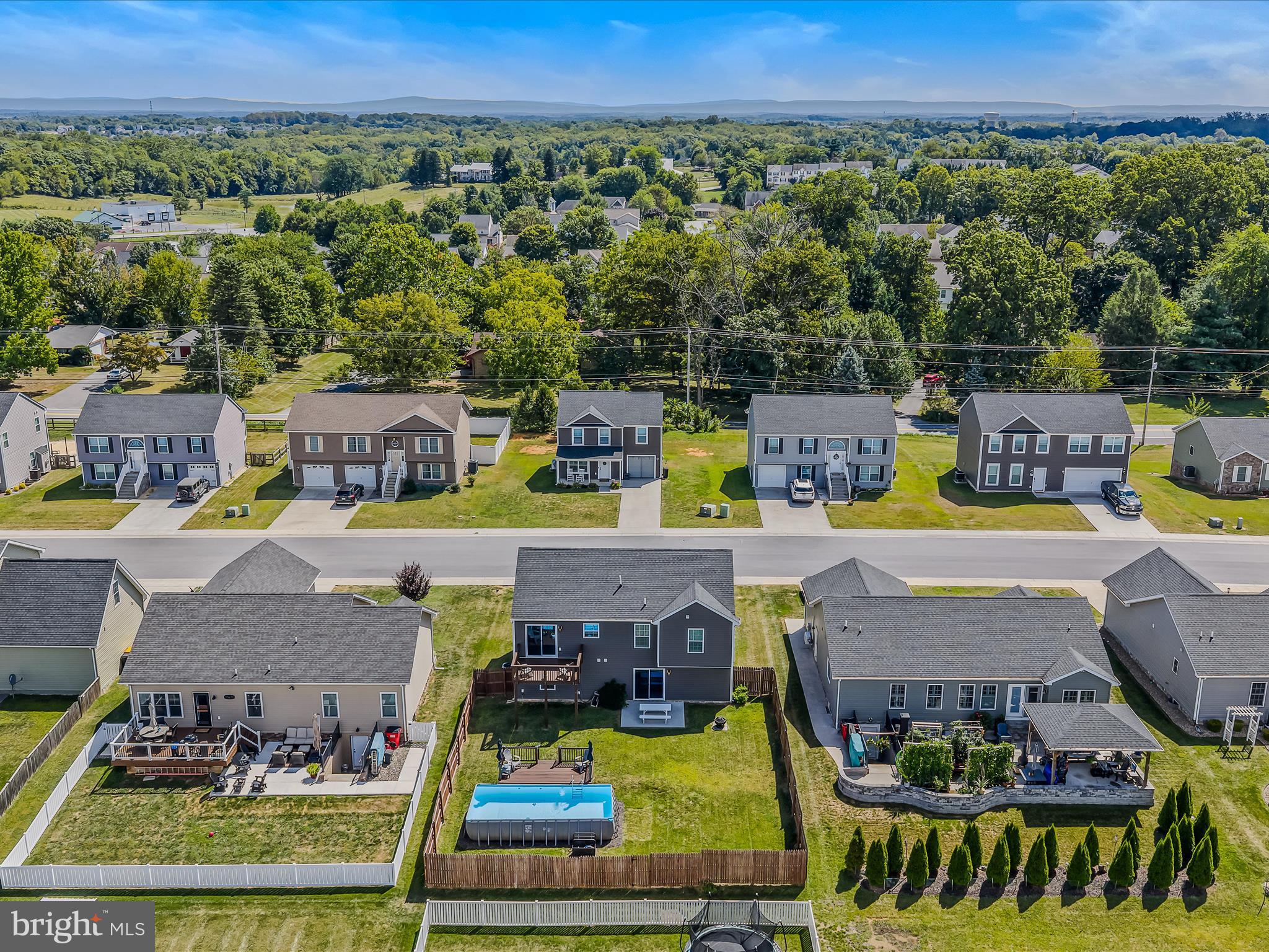 RED HILL - Residential