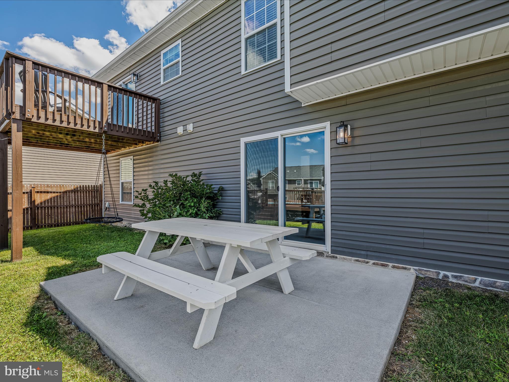 RED HILL - Residential