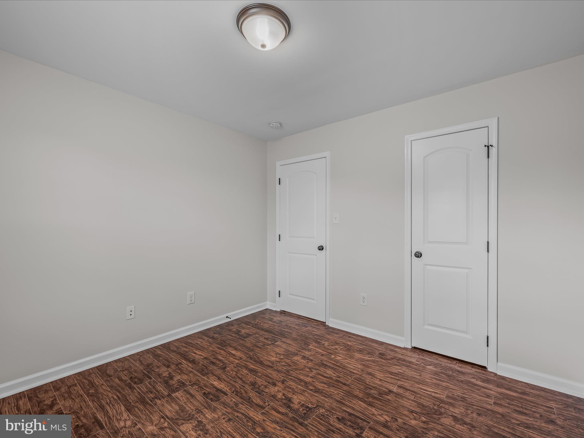 RED HILL - Residential