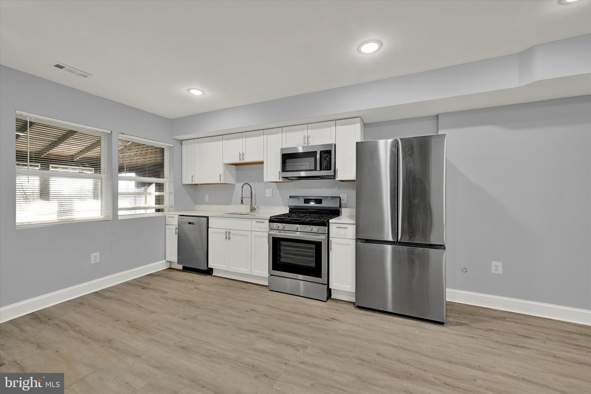 WAVERLY - Residential