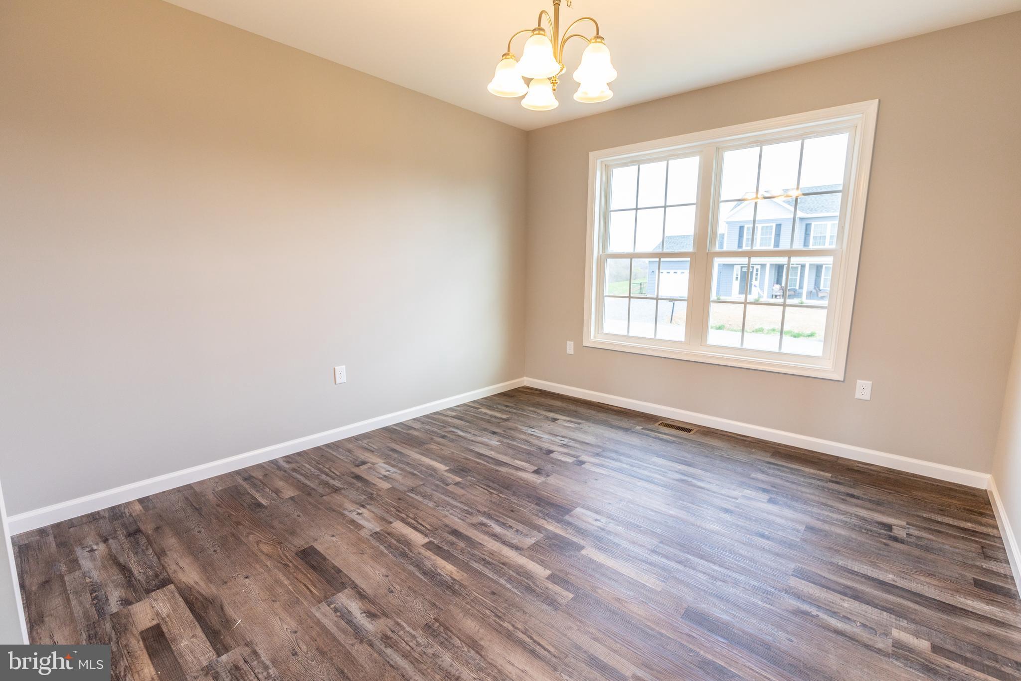 PEBBLE RIDGE - Residential