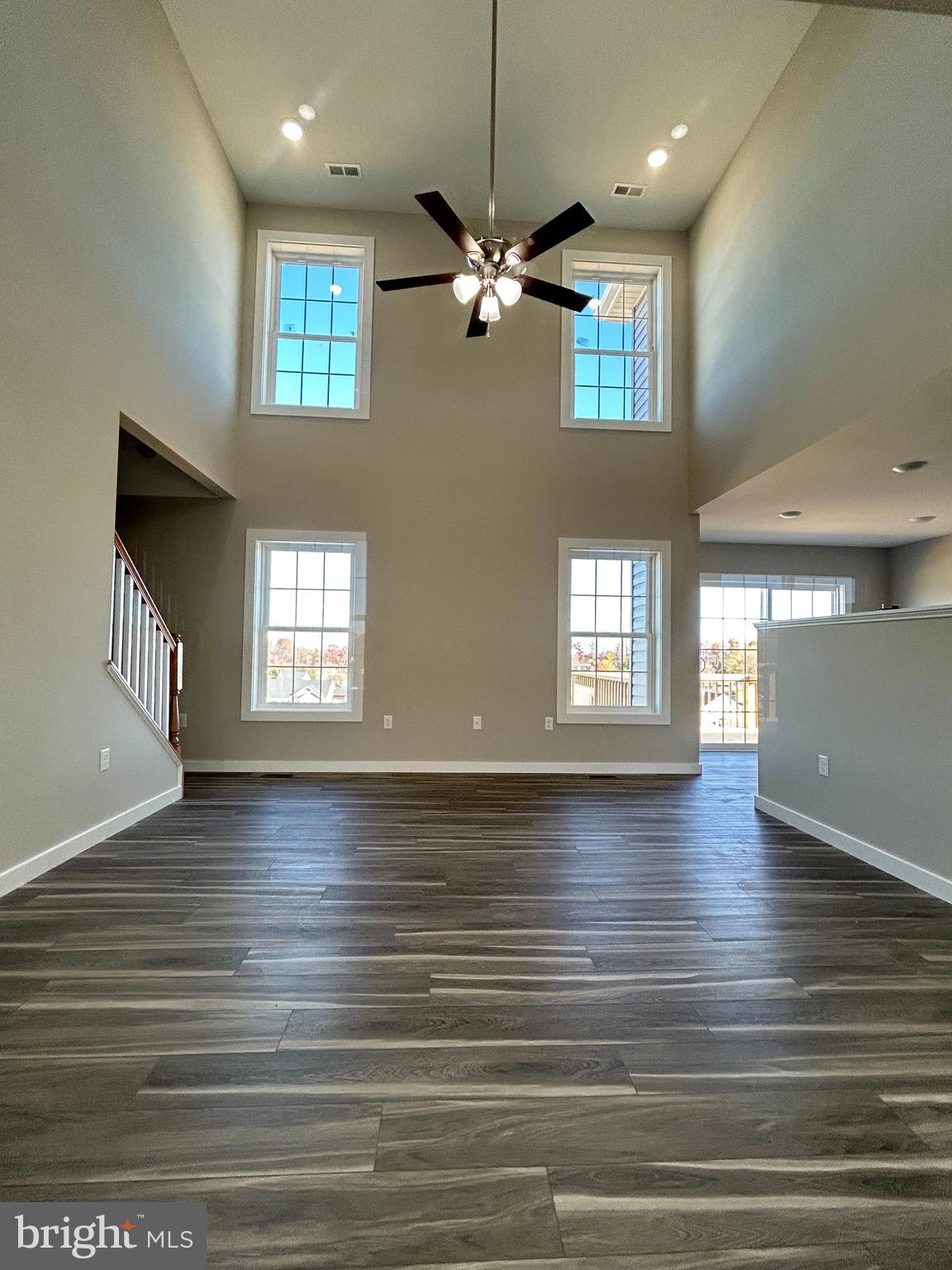 PEBBLE RIDGE - Residential