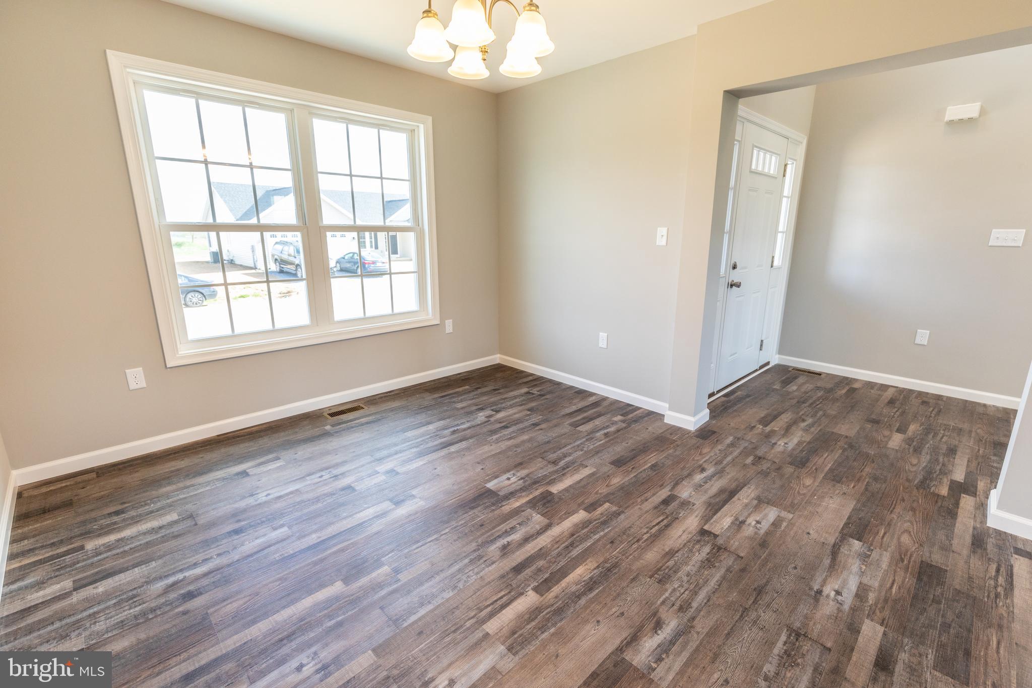 PEBBLE RIDGE - Residential