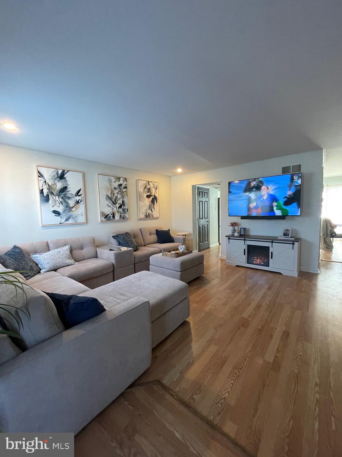 PLUM TREE VILLAGE - Residential