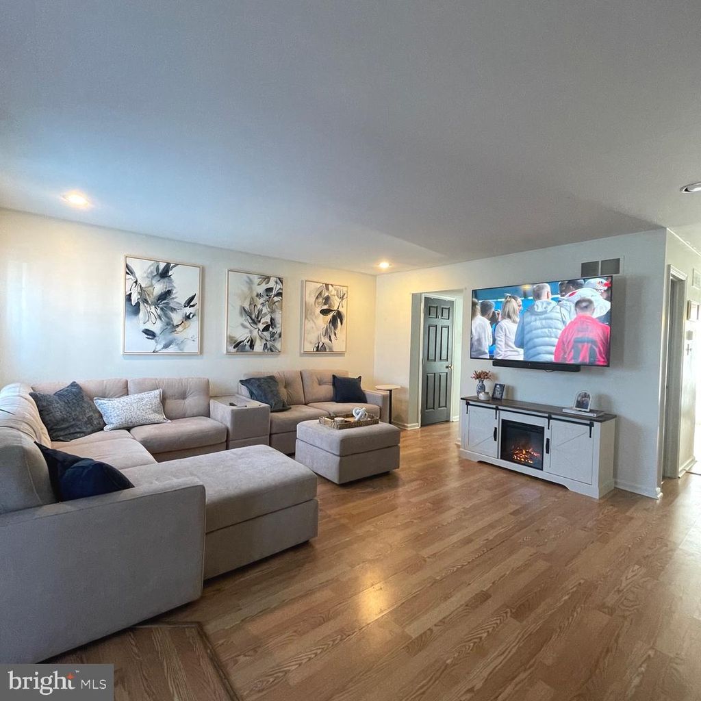 Photo of 810 Amber Lane, WEST CHESTER, PA 19382 (MLS # PACT2116898)