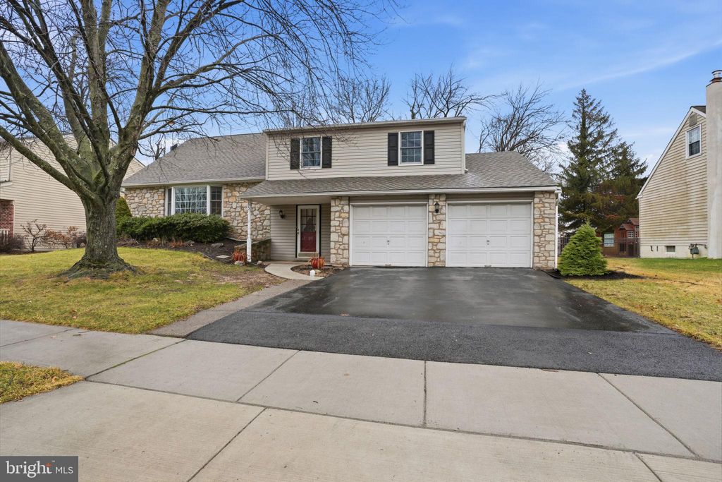 Photo of 195 Gilbert Drive, MORRISVILLE, PA 19067 (MLS # PABU2115384)