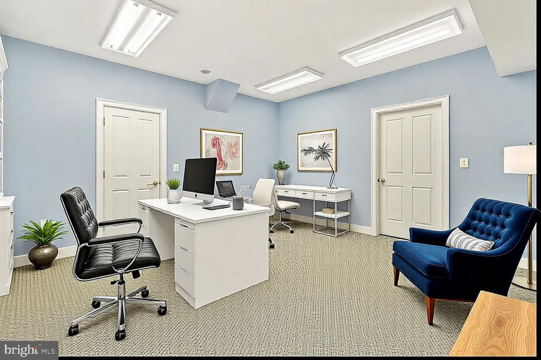 HUNTING HILL - Residential