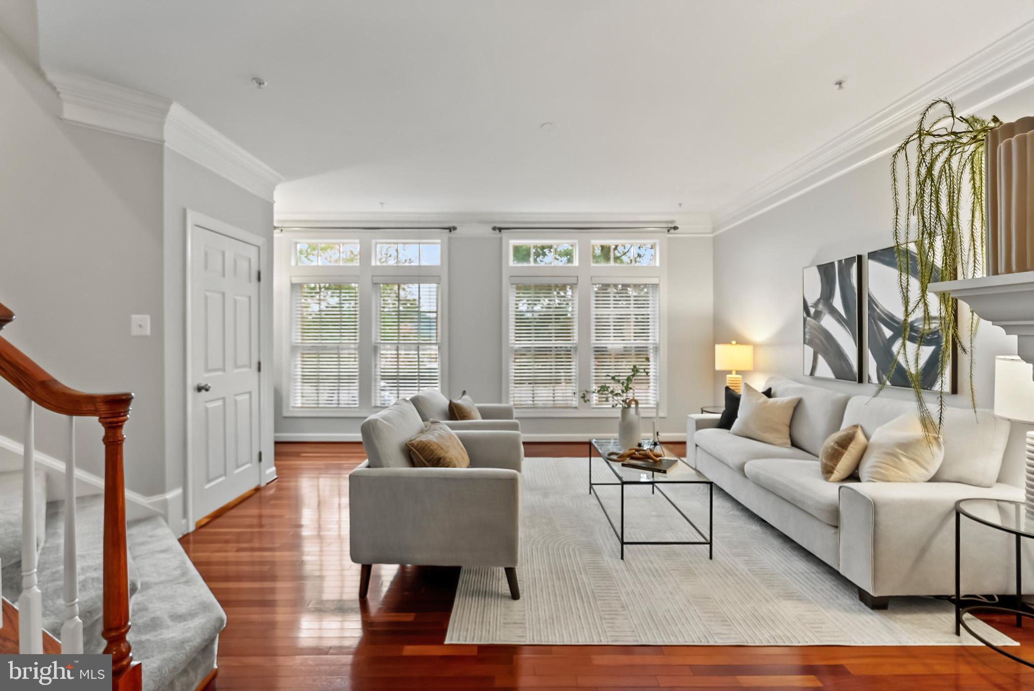 ELLSWORTH PLACE - Residential