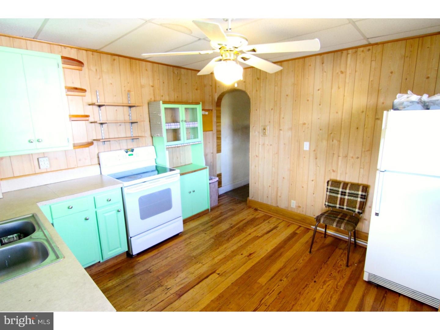 POTTSVILLE - Residential