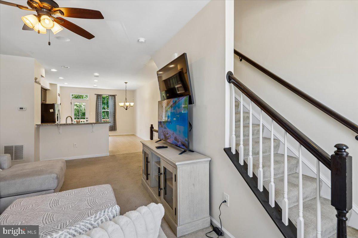CREEKSIDE VILLAGE AT TANYARD SPRINGS - Residential