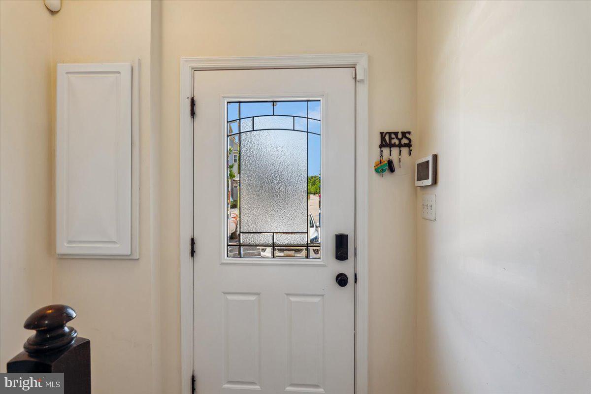 CREEKSIDE VILLAGE AT TANYARD SPRINGS - Residential