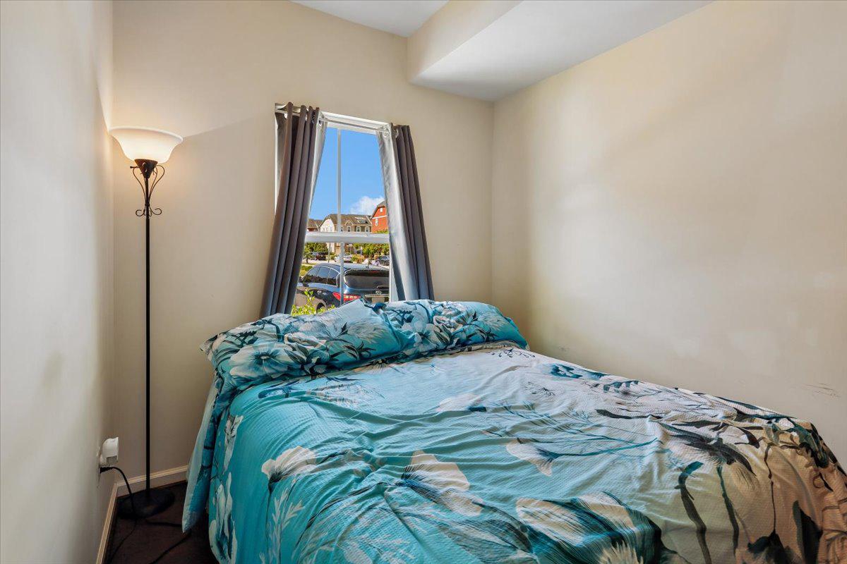 CREEKSIDE VILLAGE AT TANYARD SPRINGS - Residential