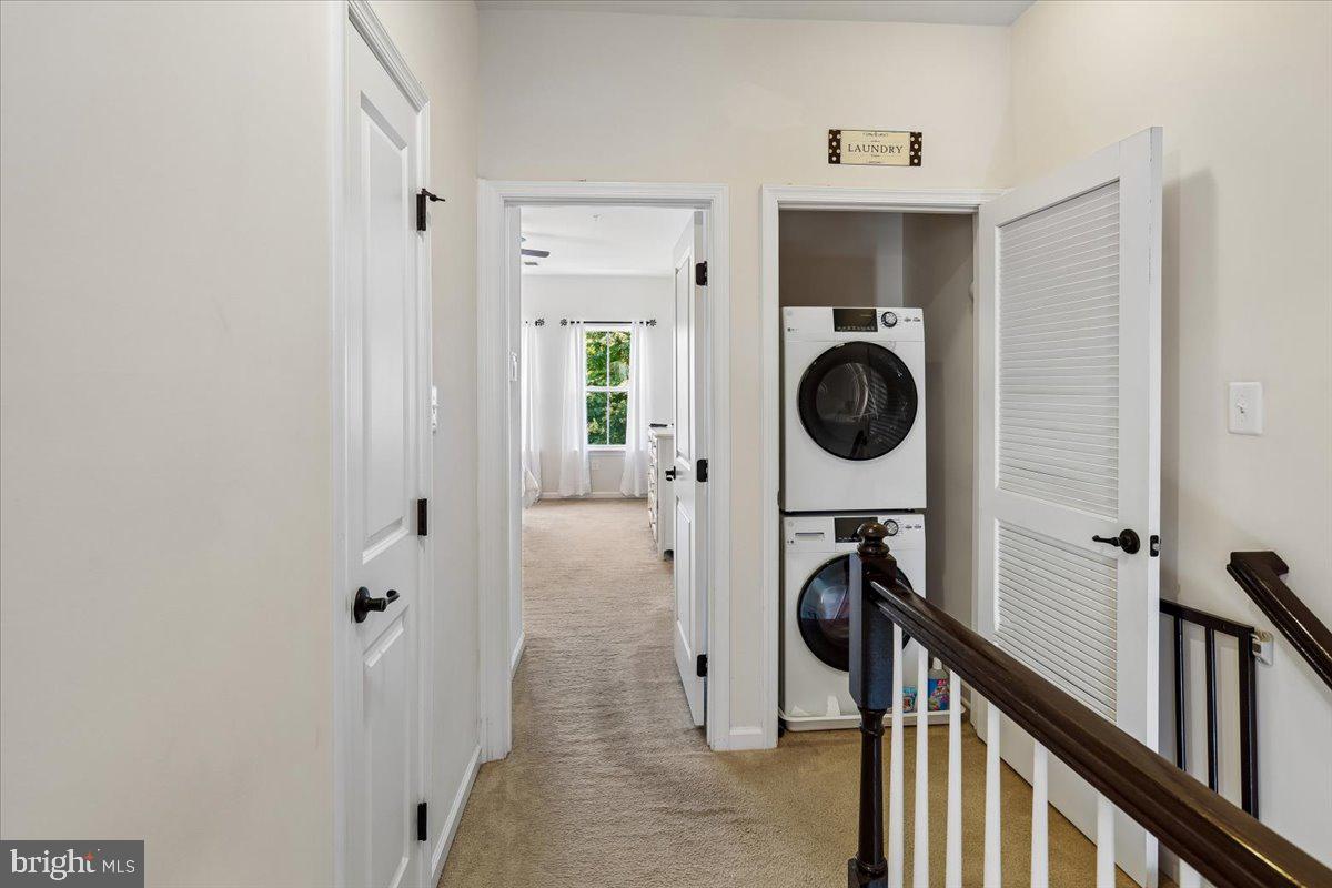 CREEKSIDE VILLAGE AT TANYARD SPRINGS - Residential