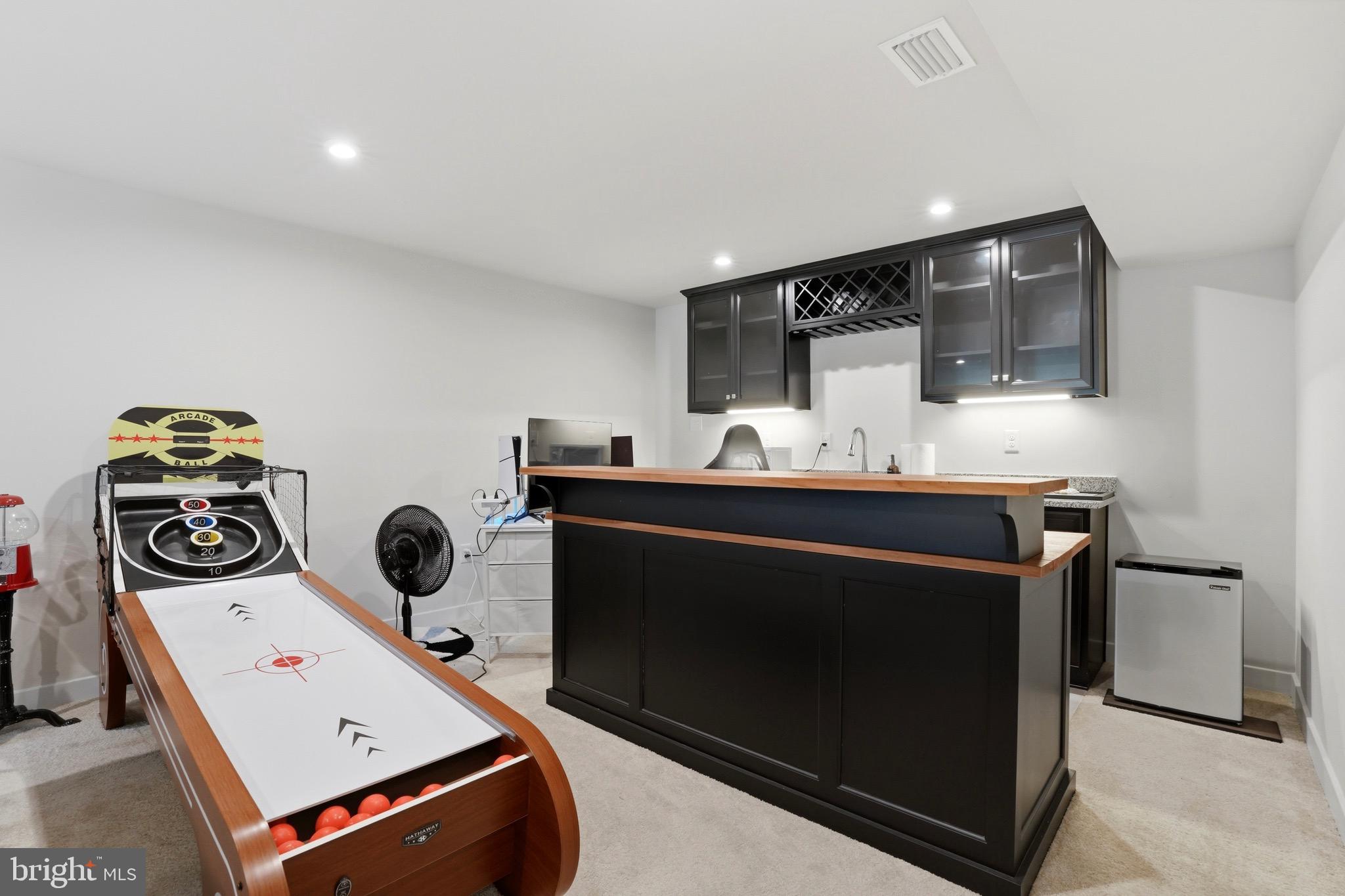 ASHBOURNE MEADOWS - Residential