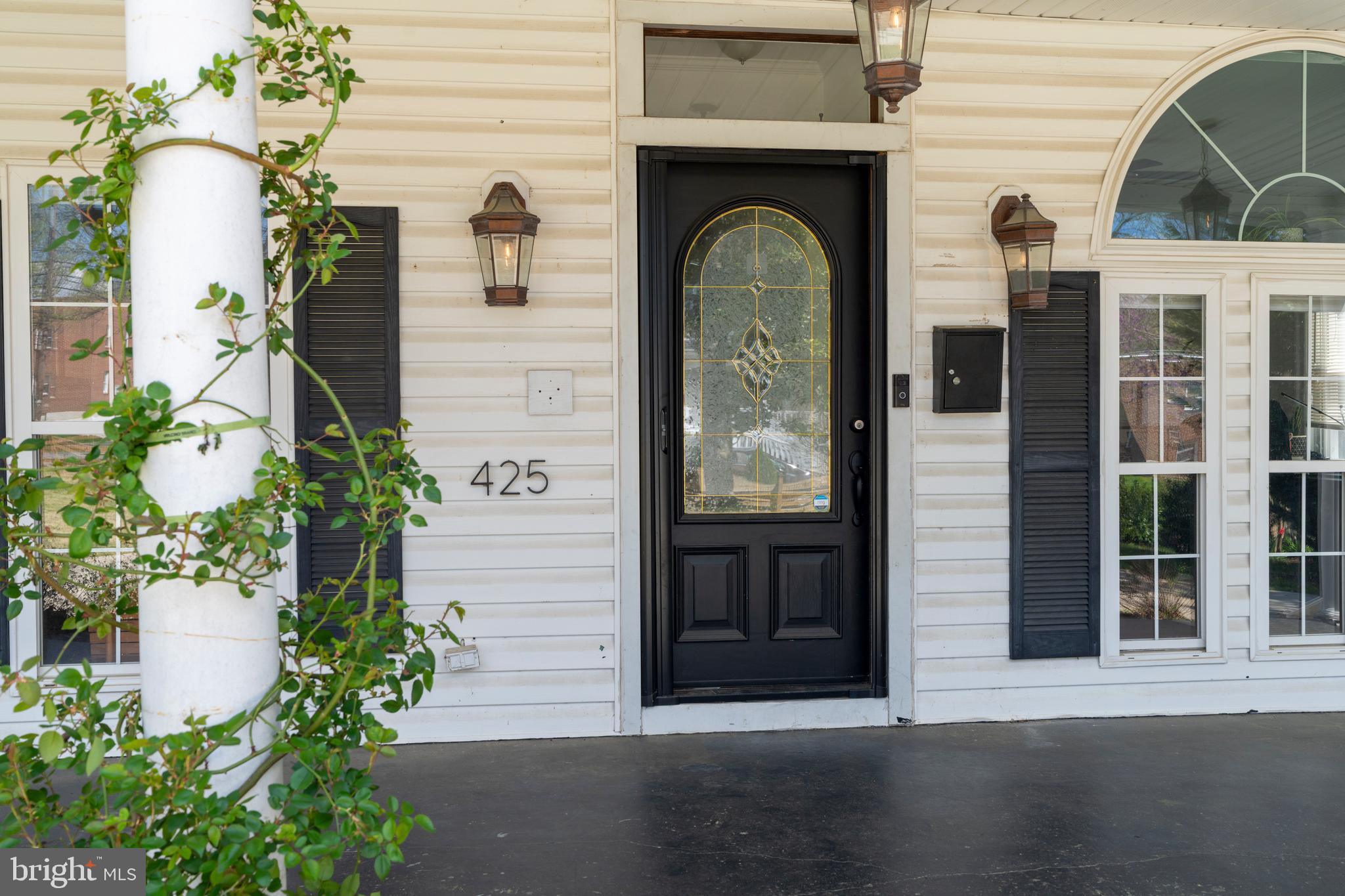 RADNOR WINSTON - Residential