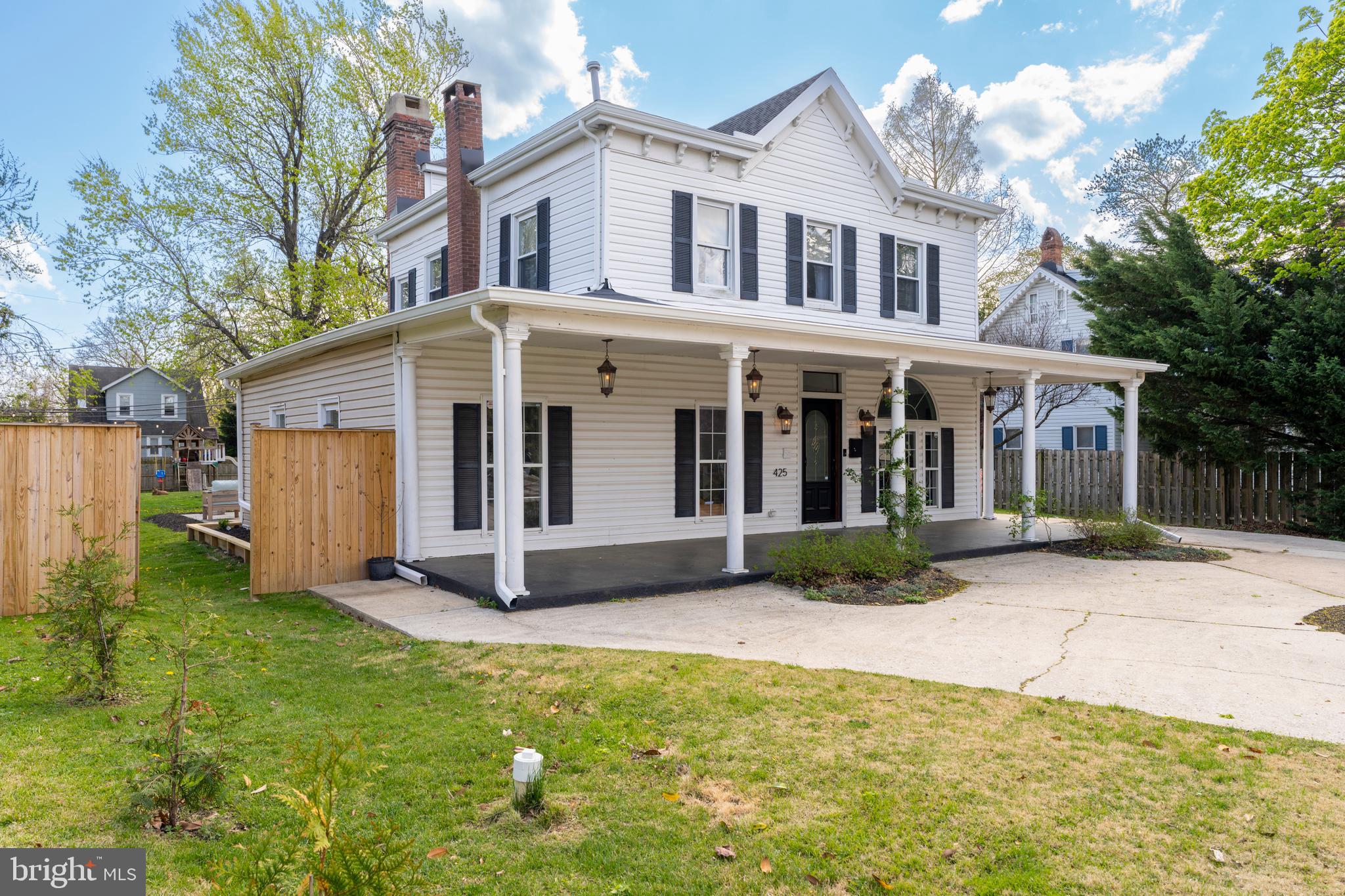 RADNOR WINSTON - Residential