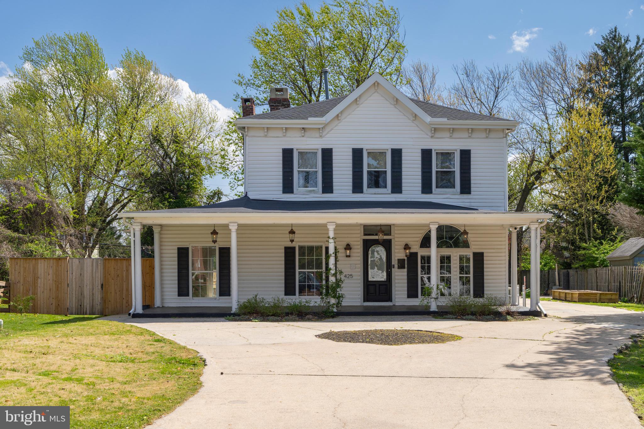 RADNOR WINSTON - Residential