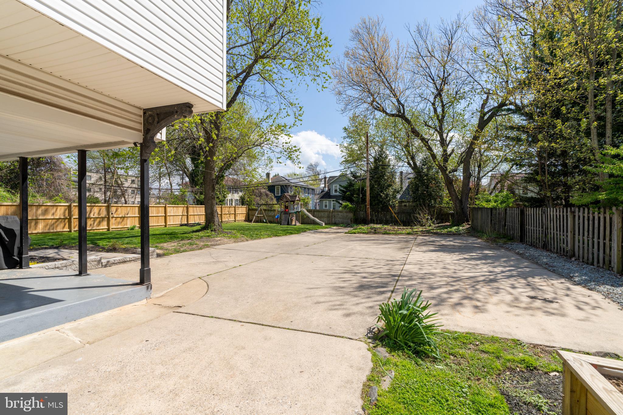 RADNOR WINSTON - Residential