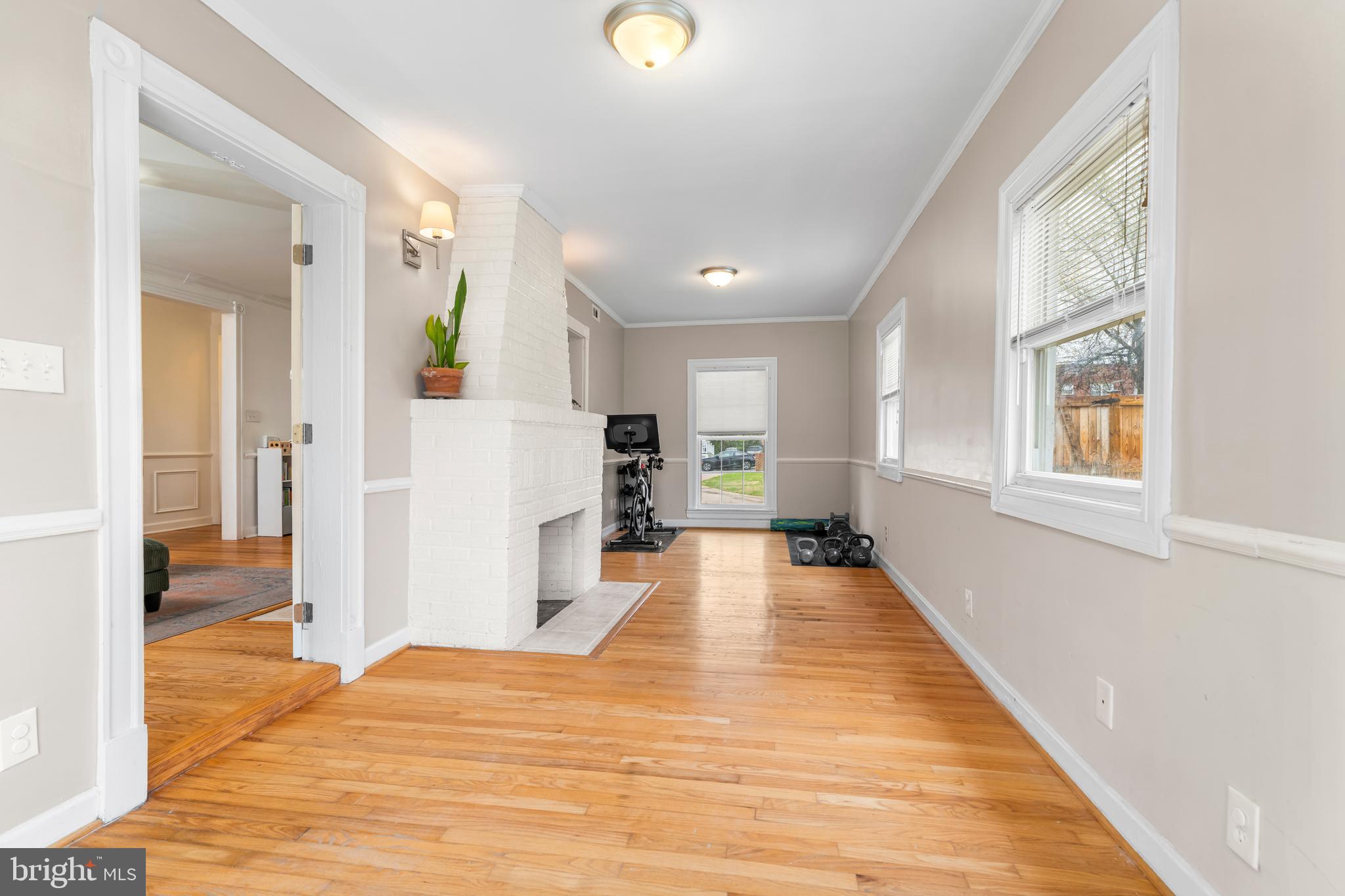 RADNOR WINSTON - Residential