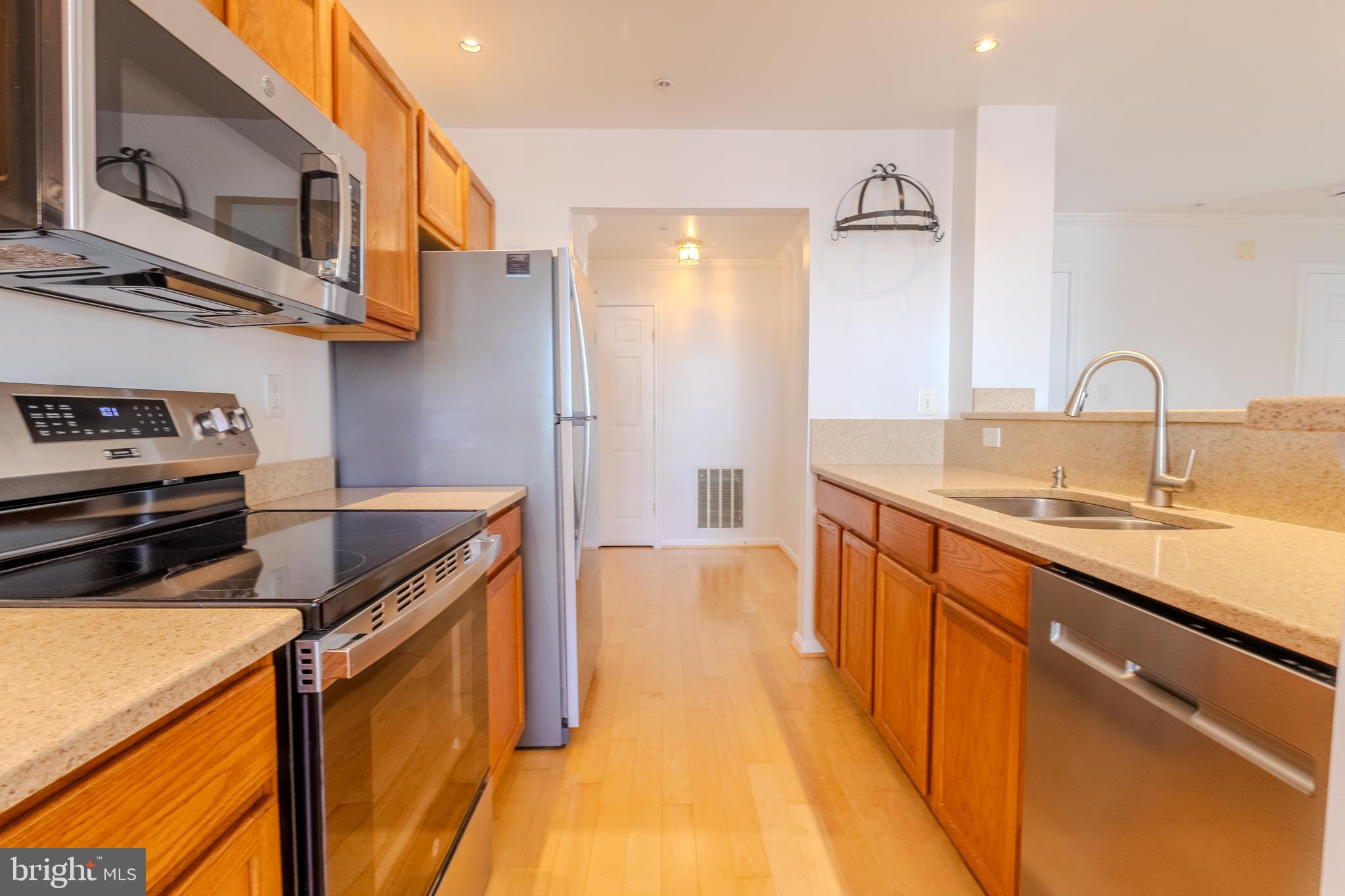 TIDEWATER COLONY - Residential Lease