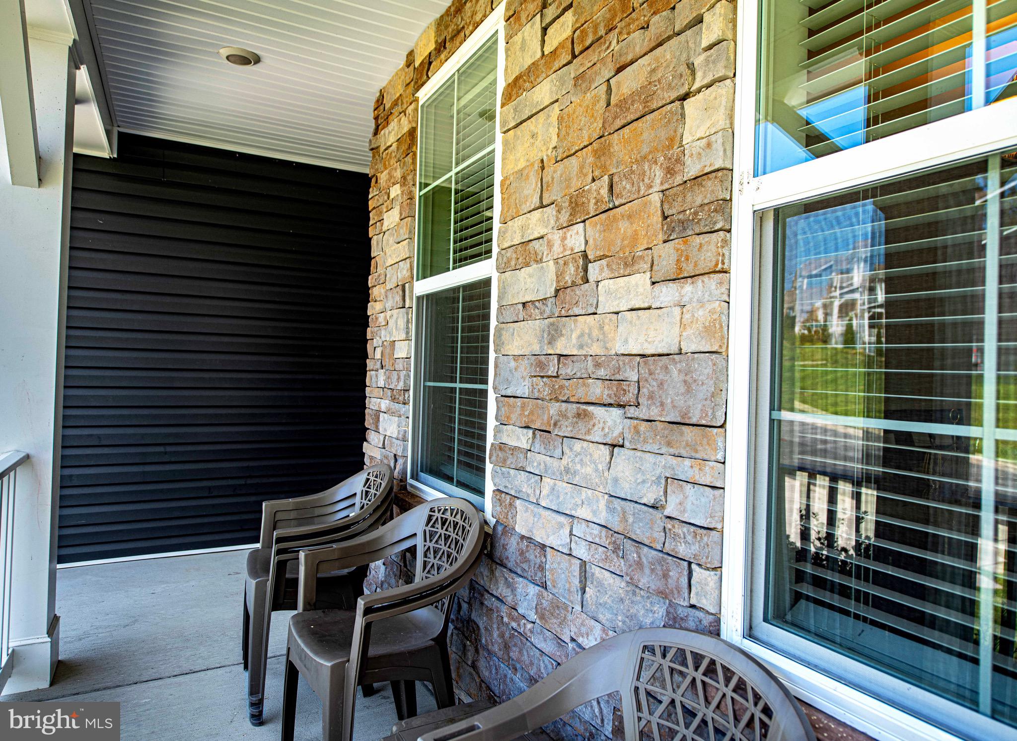 MONARCH GLEN - Residential