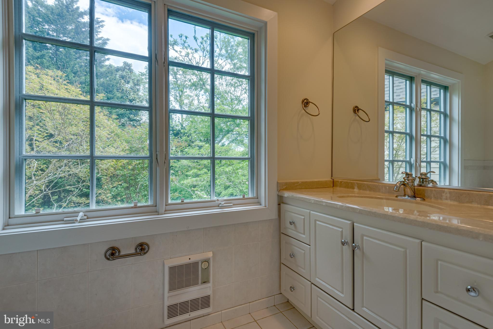 BEECHWOOD ON THE BURLEY - Residential