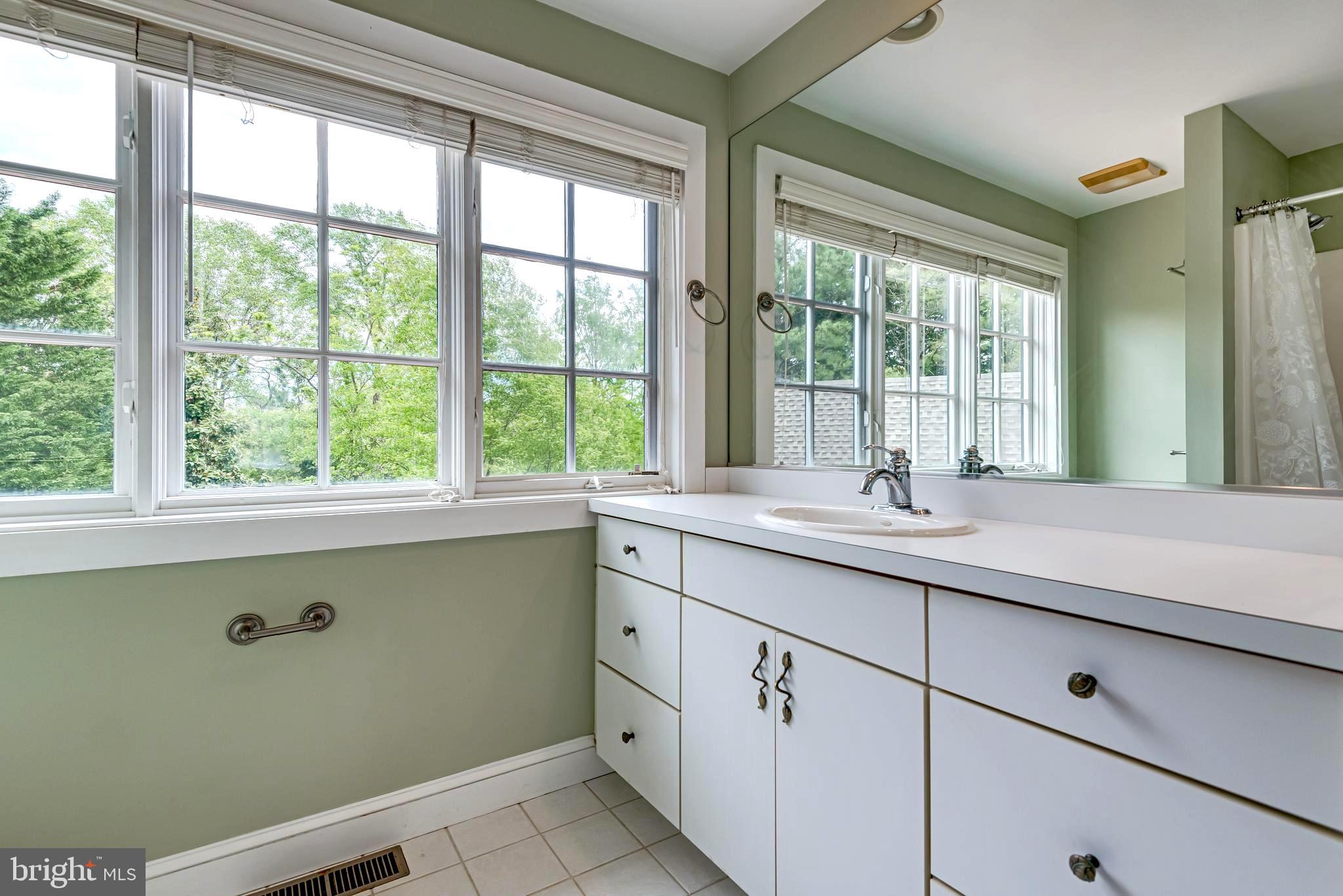 BEECHWOOD ON THE BURLEY - Residential