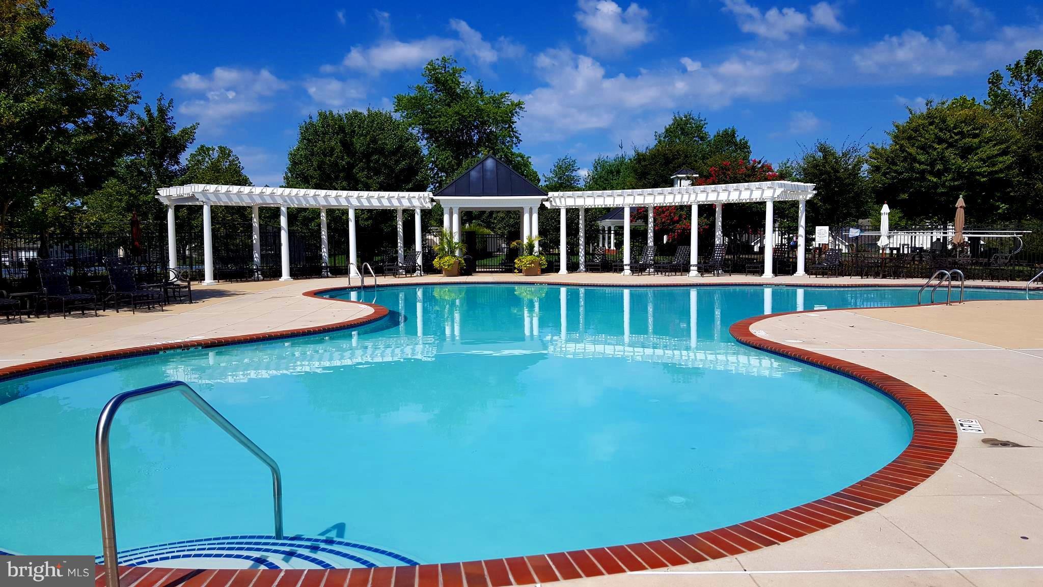 SYMPHONY VILLAGE AT CENTREVILLE - Residential