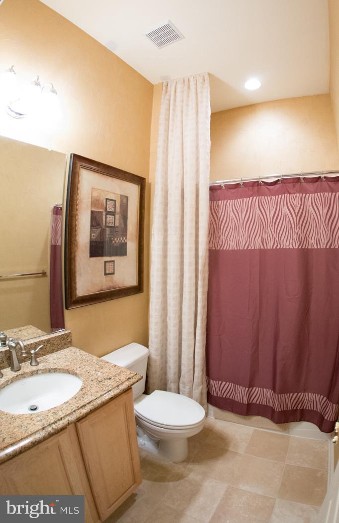 SYMPHONY VILLAGE AT CENTREVILLE - Residential