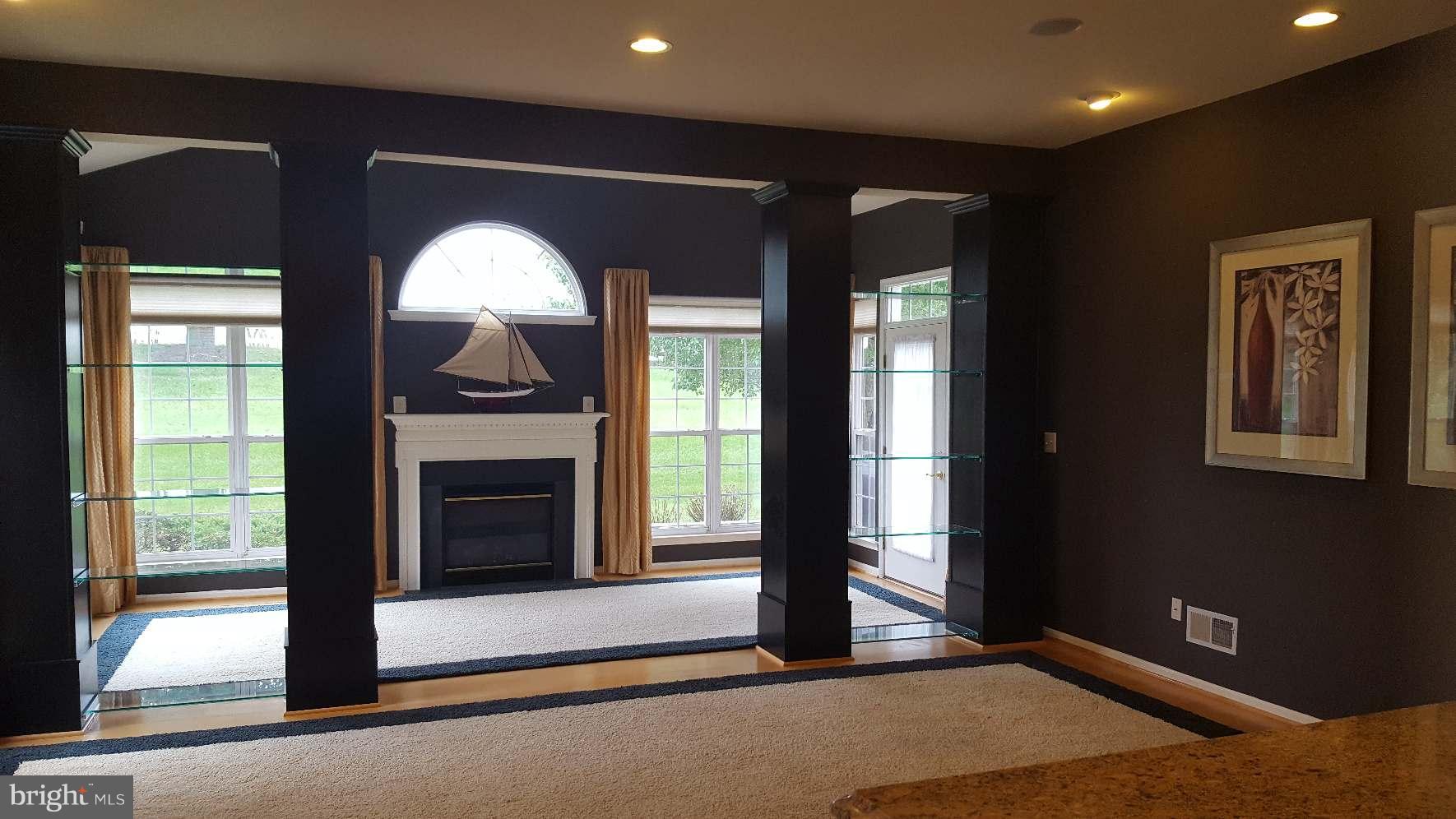 SYMPHONY VILLAGE AT CENTREVILLE - Residential