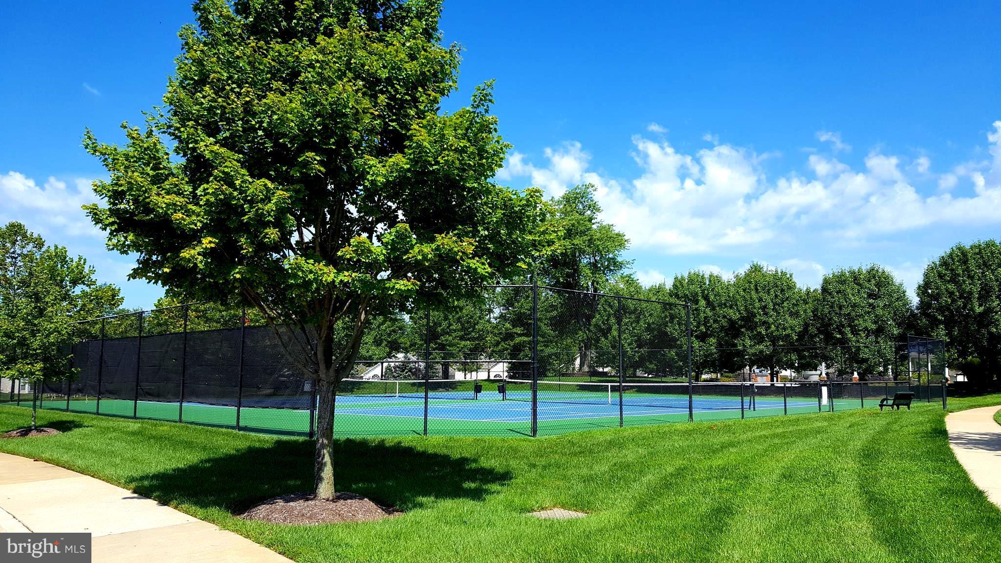 SYMPHONY VILLAGE AT CENTREVILLE - Residential