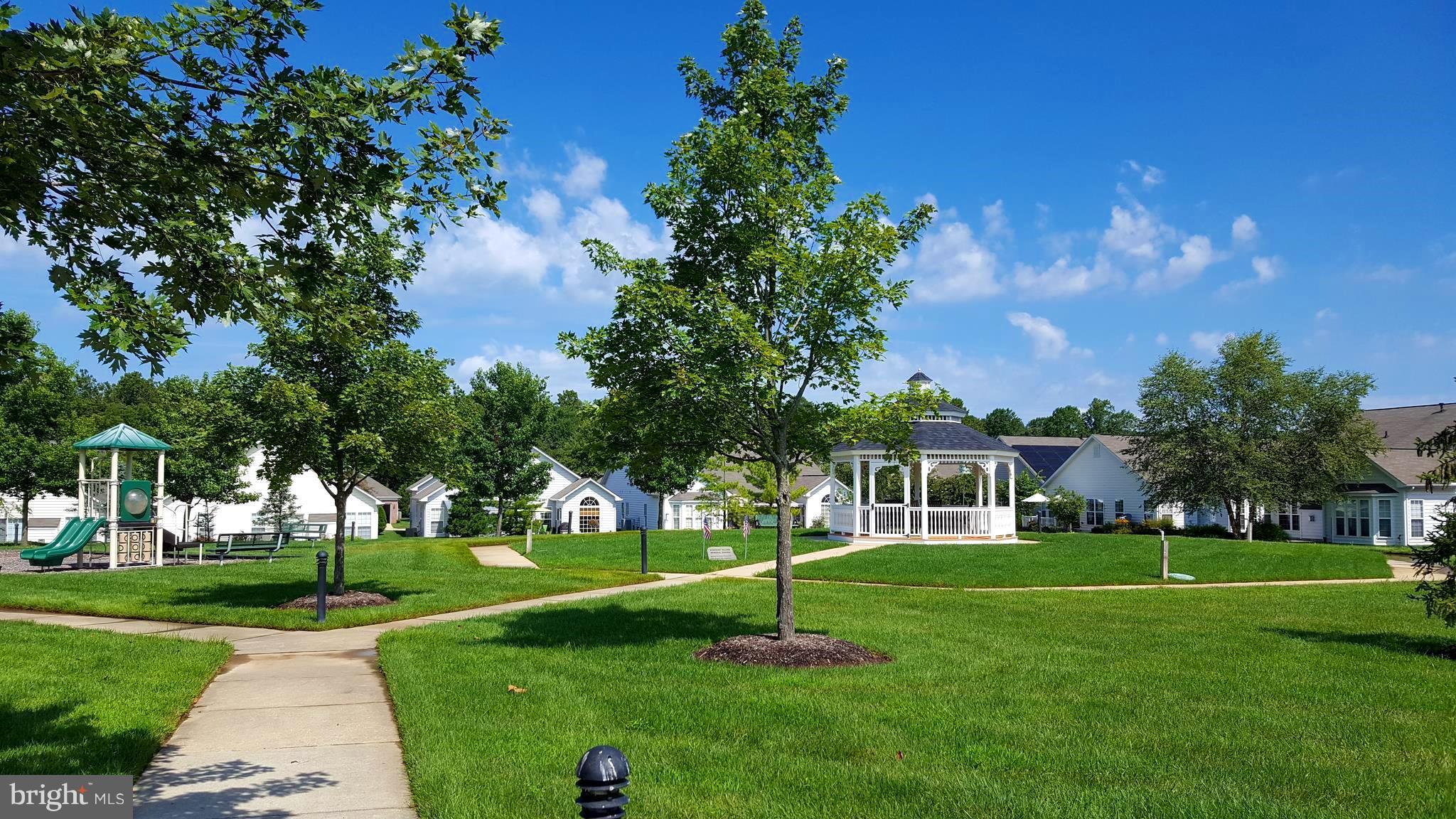 SYMPHONY VILLAGE AT CENTREVILLE - Residential