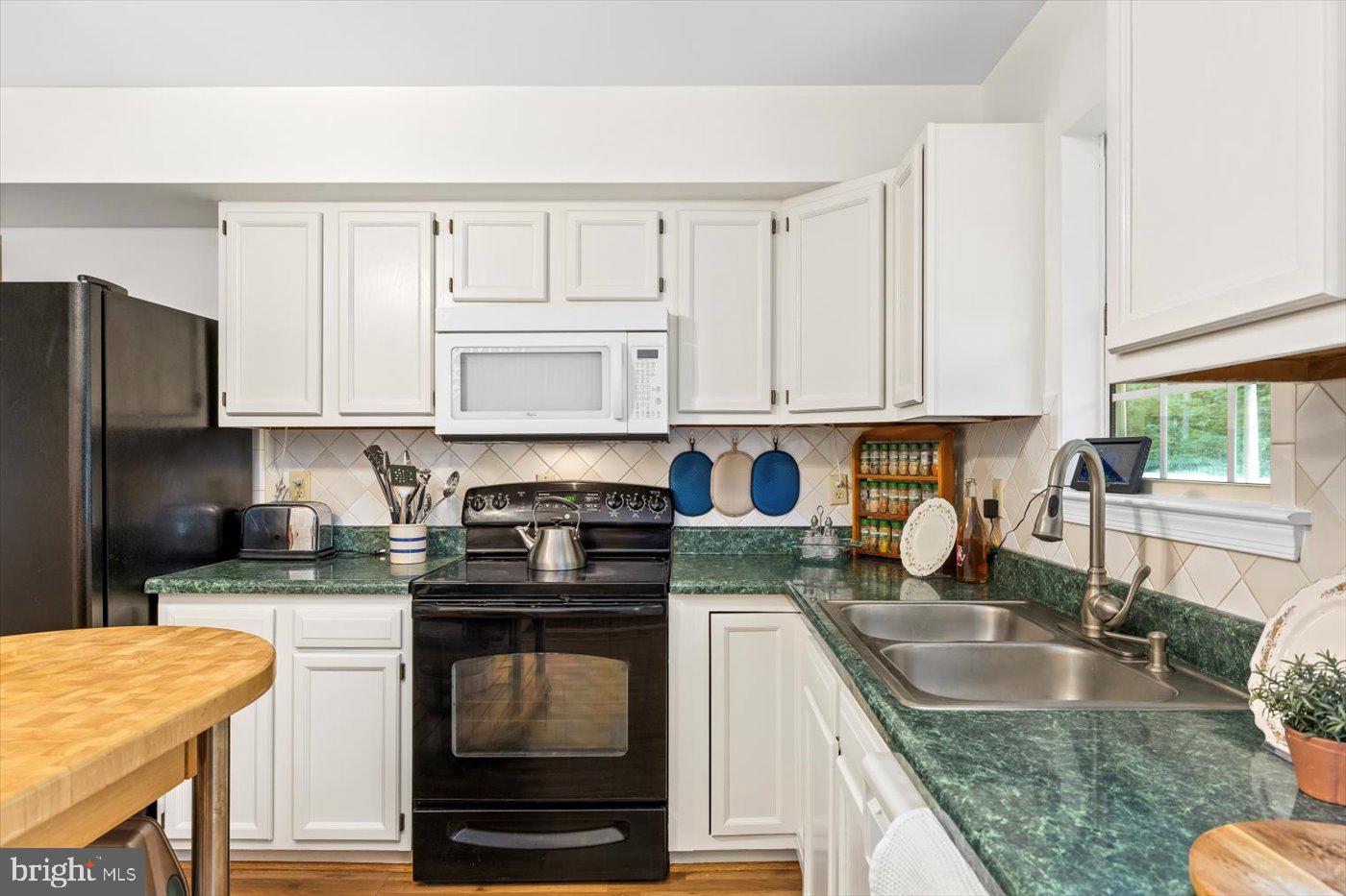 FOX RIDGE - Residential