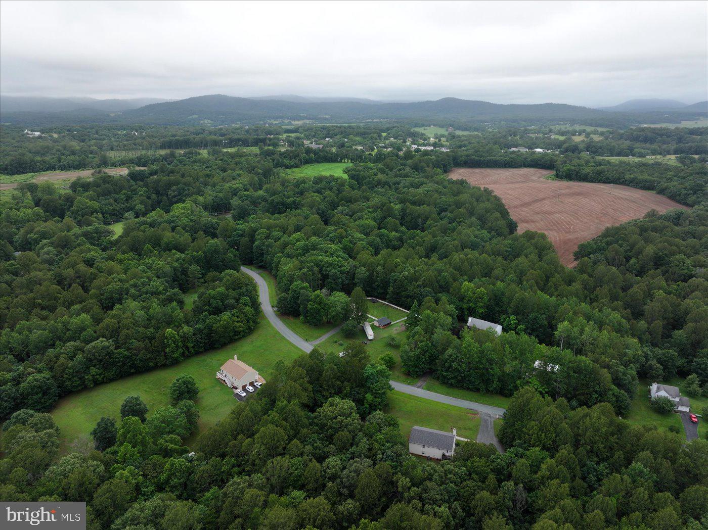 FOX RIDGE - Residential