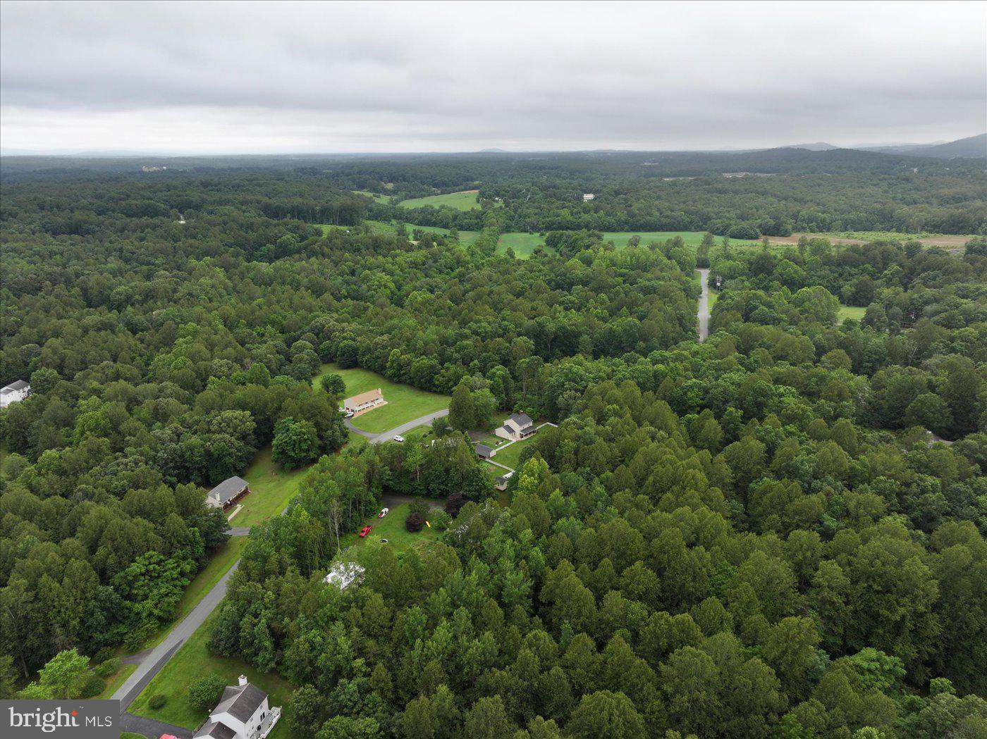 FOX RIDGE - Residential