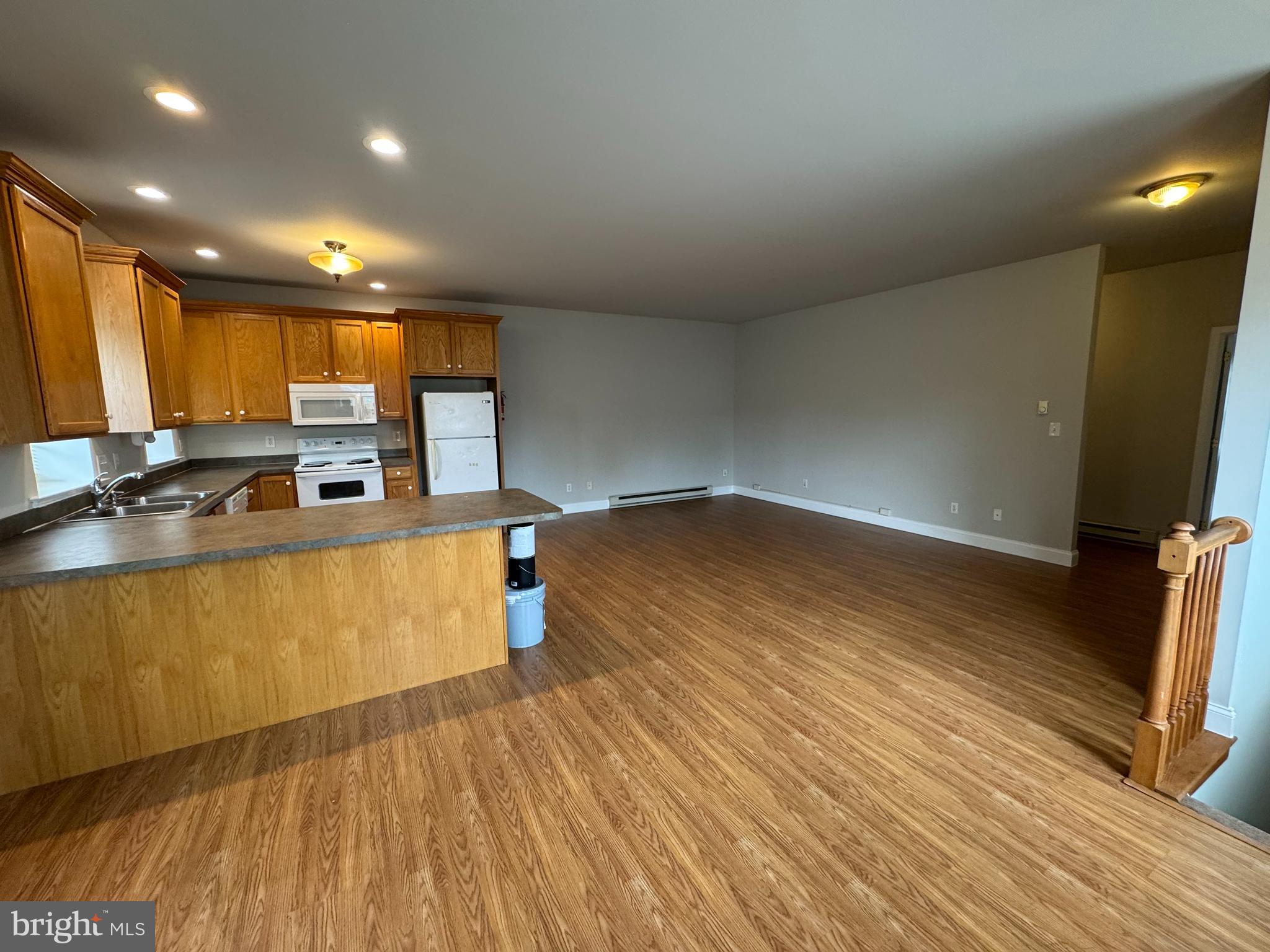 Welcome to this bright and inviting **2 bedroom, 1 bathroom unit** located in the heart of Pottstown. The home features a spacious living area with plenty of natural light, a functional kitchen with essential appliances, and comfortable bedrooms with ample closet space. The full bathroom is clean and conveniently located.
Enjoy easy access to local shops, dining, and major routes, making commuting and everyday errands a breeze. This unit is perfect for anyone seeking a comfortable home in a convenient location.
Disclosure: Owner is a licensed real estate agent