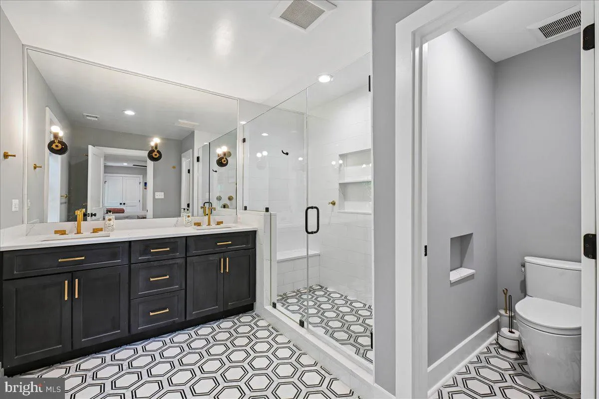 Additional image 49 of 655 E Street SE, Washington, DC 20003