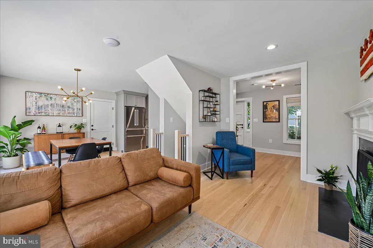 Additional image 42 of 655 E Street SE, Washington, DC 20003