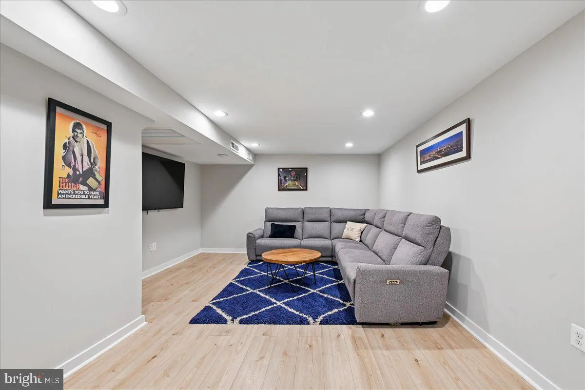 Additional image 55 of 655 E Street SE, Washington, DC 20003