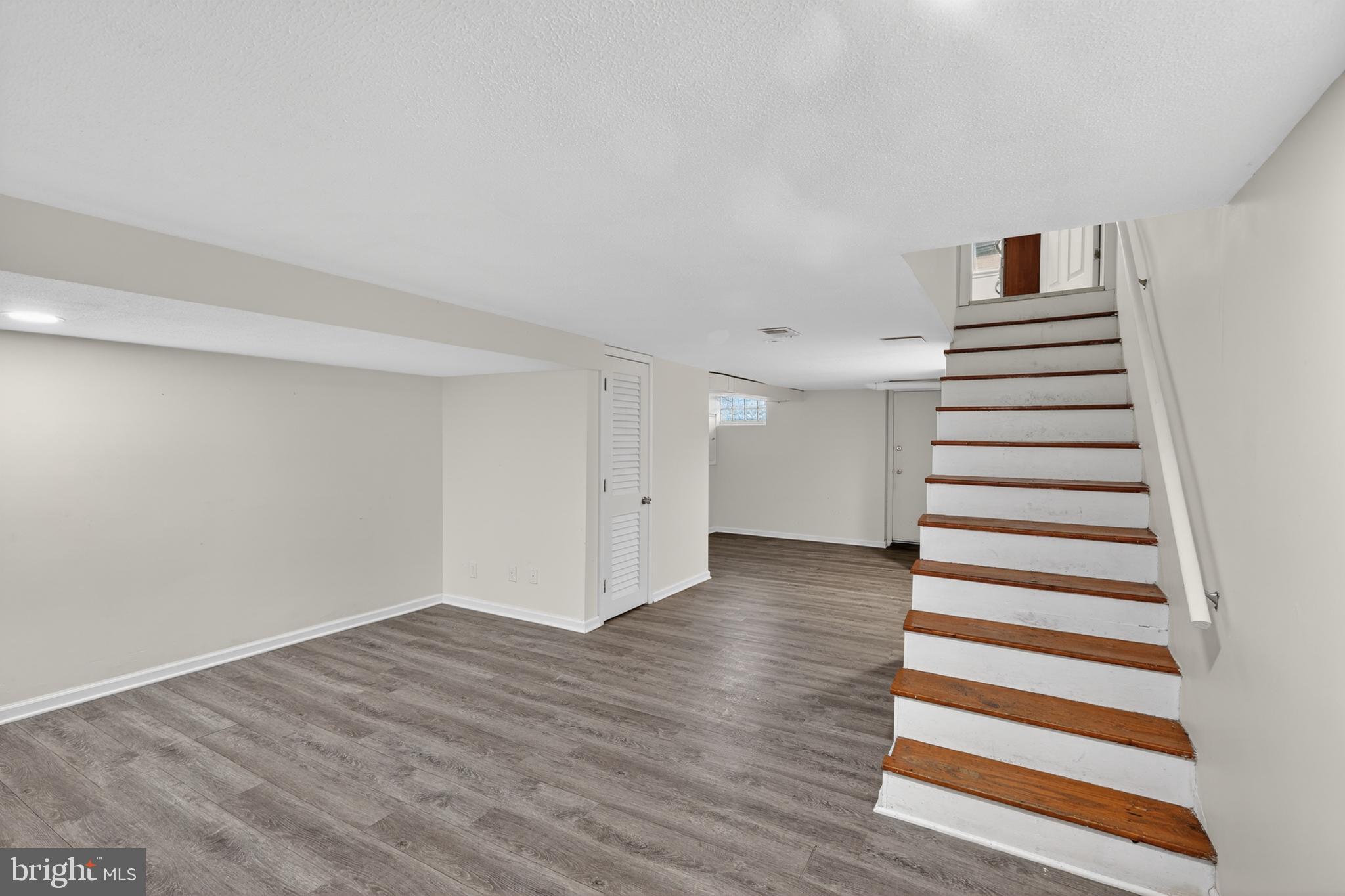HAWTHORNE - Residential