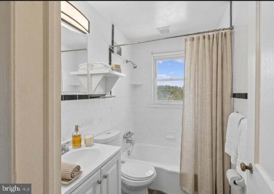 HAWTHORNE - Residential