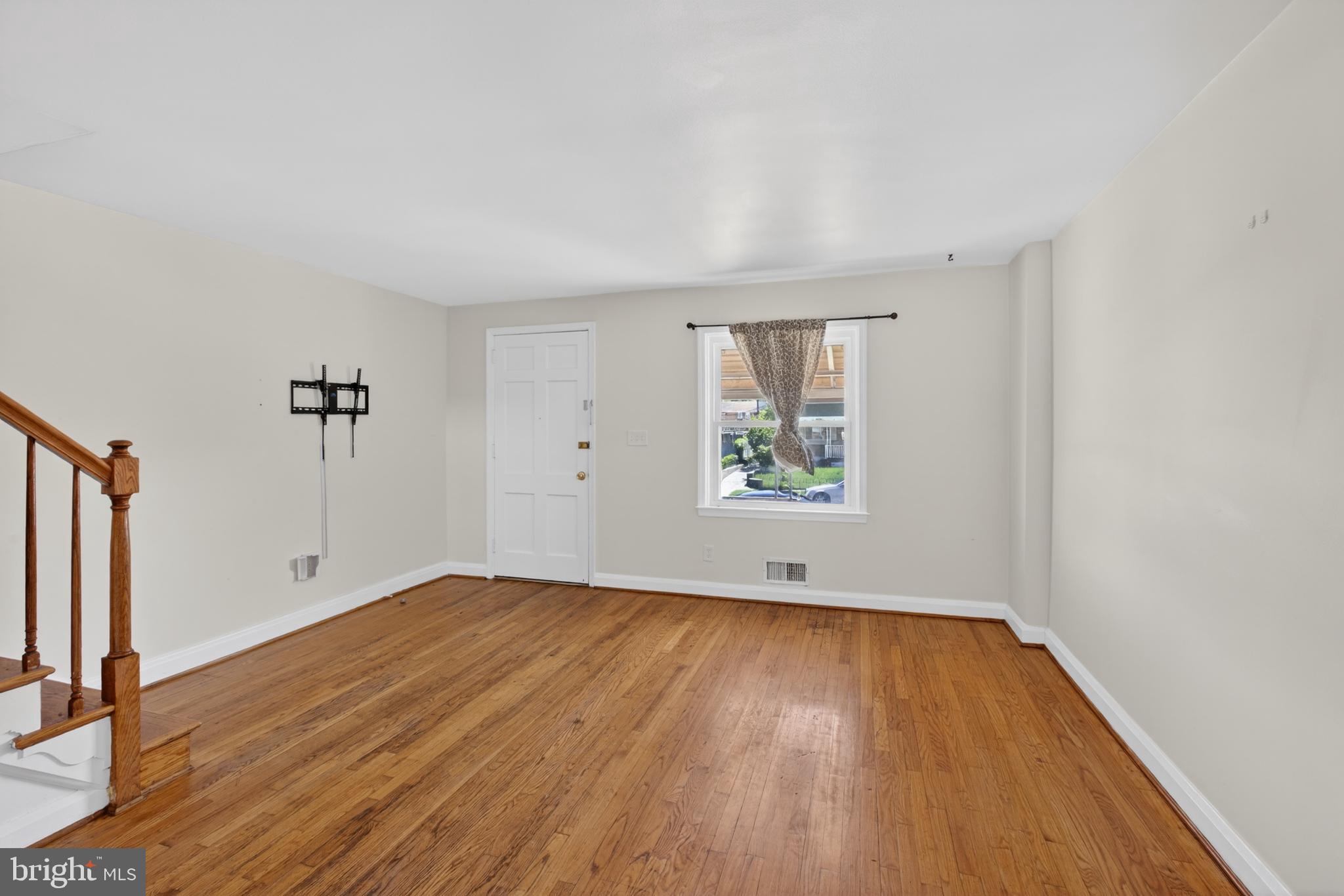 HAWTHORNE - Residential