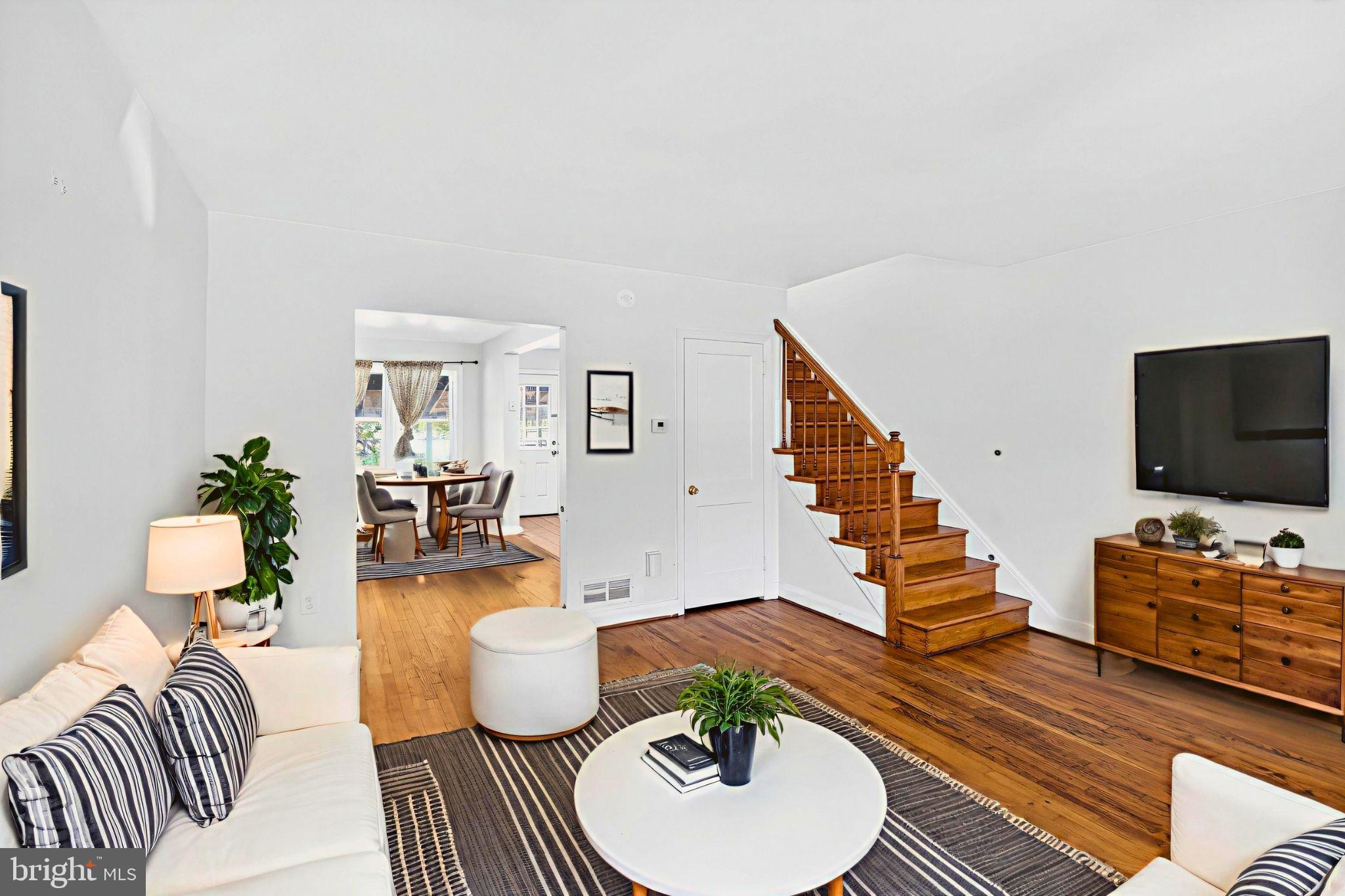 HAWTHORNE - Residential