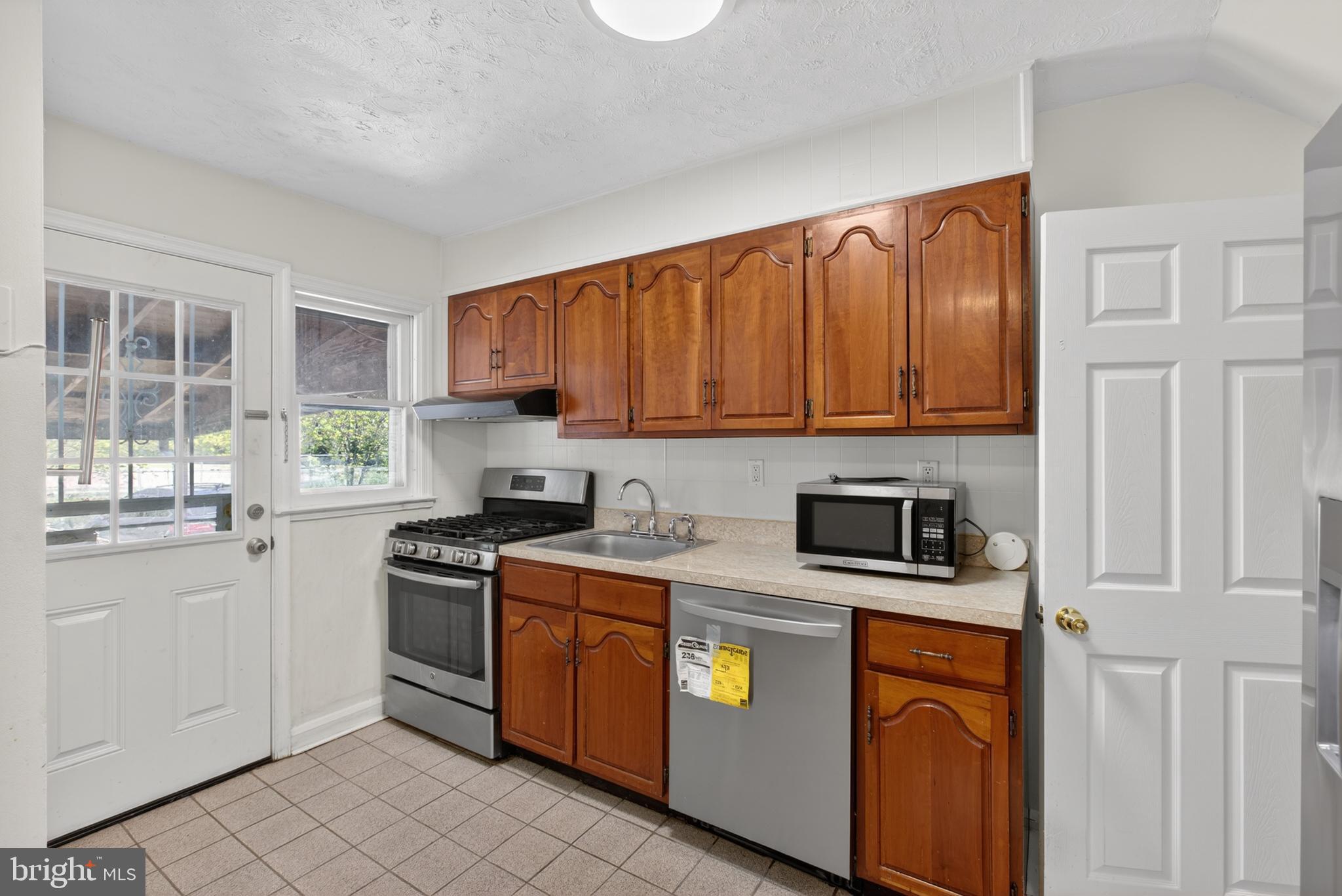 HAWTHORNE - Residential