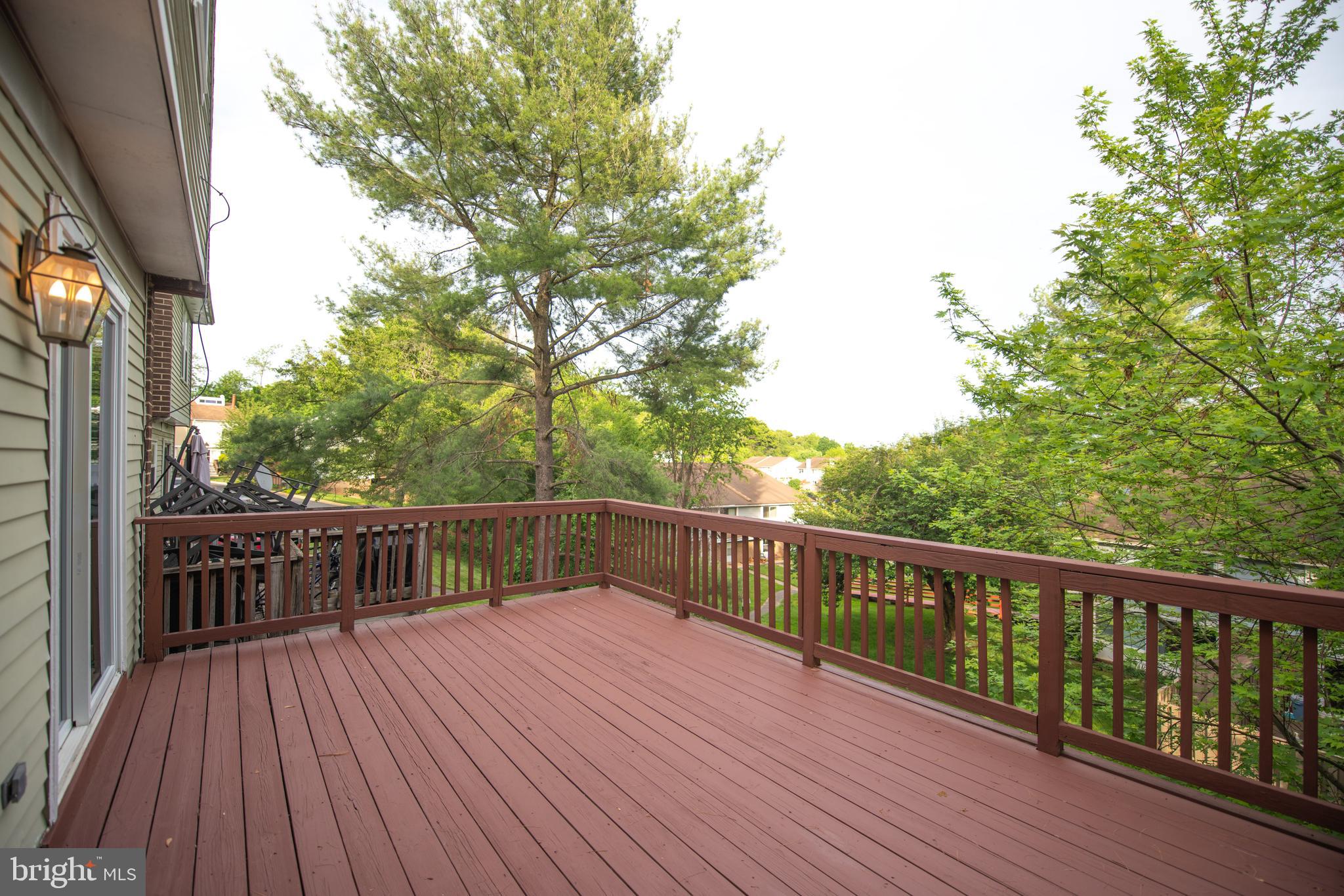 NORTH CREEK - Residential