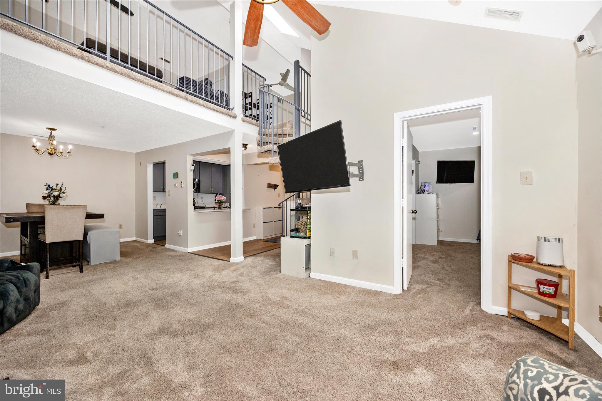 CHURCHILL VIEW - Residential