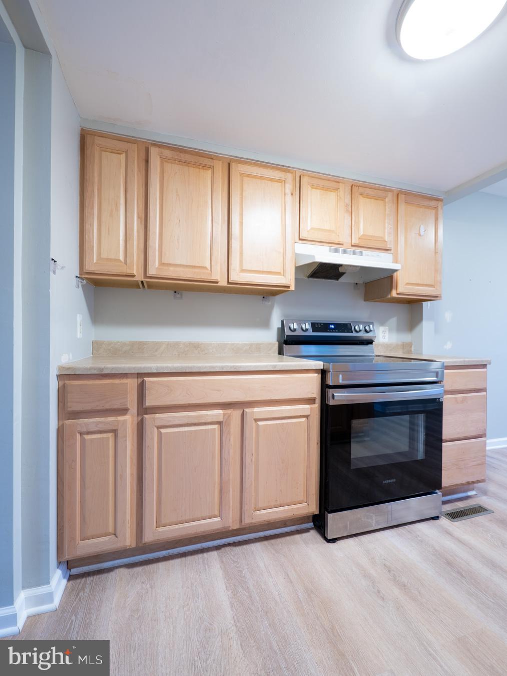 CROFTON MEADOWS - Residential