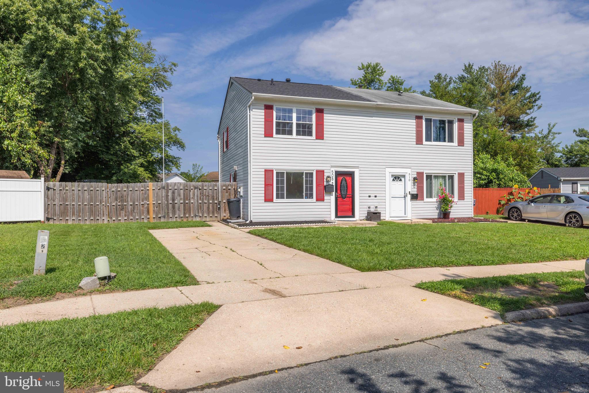 SCHOLAR WOODS - Residential