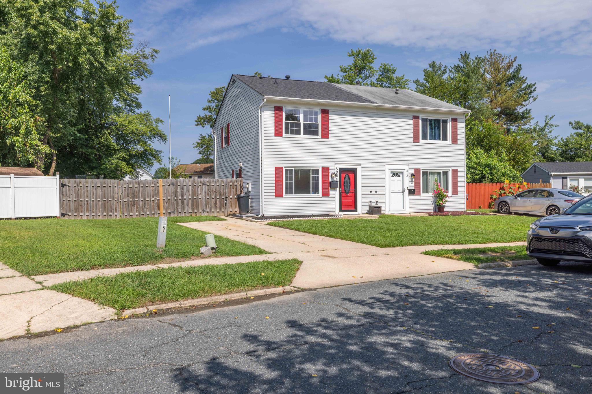 SCHOLAR WOODS - Residential